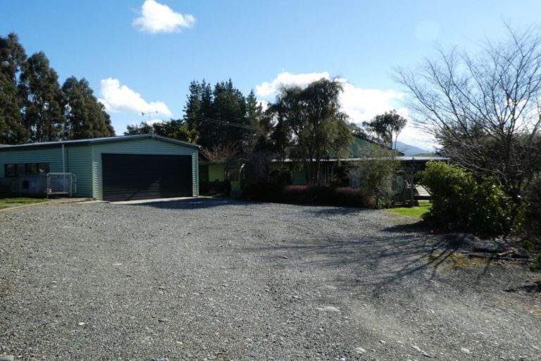 Photo of property in 18 Kakapo Road, Te Anau, 9672