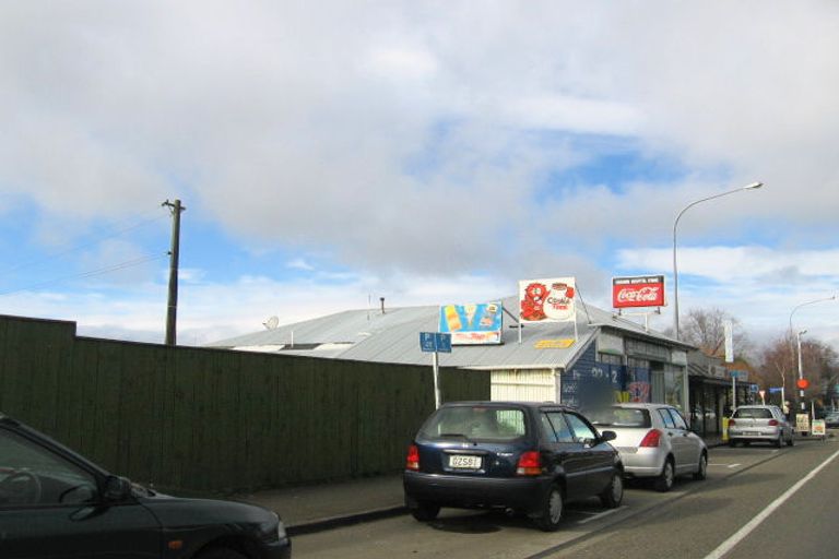 Photo of property in 77 Ruahine Street, Roslyn, Palmerston North, 4414