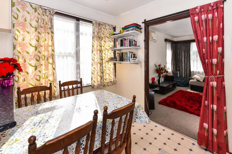 Photo of property in 135 Coxhead Road, Wattle Downs, Auckland, 2103