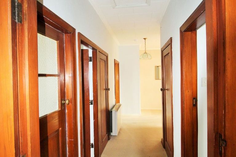 Photo of property in 17 Farnham Street, Oamaru North, Oamaru, 9400