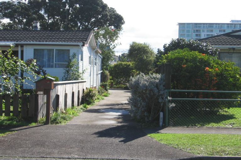 Photo of property in 1/27 Pine Road, Orewa, 0931