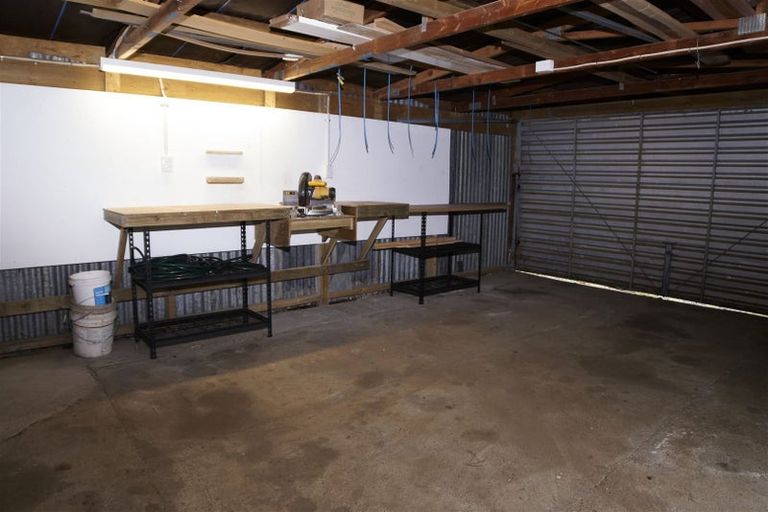 Photo of property in 1 Campbell Street, Geraldine, 7930