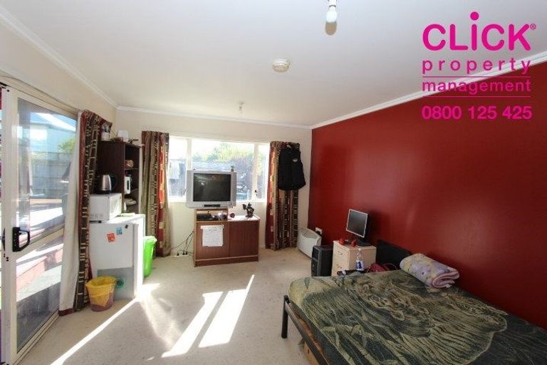 Photo of property in 69 Neville Street, South Dunedin, Dunedin, 9012