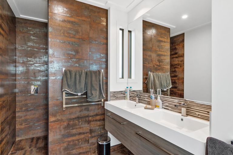 Photo of property in 44 Broadway Road, Waihi Beach, 3611