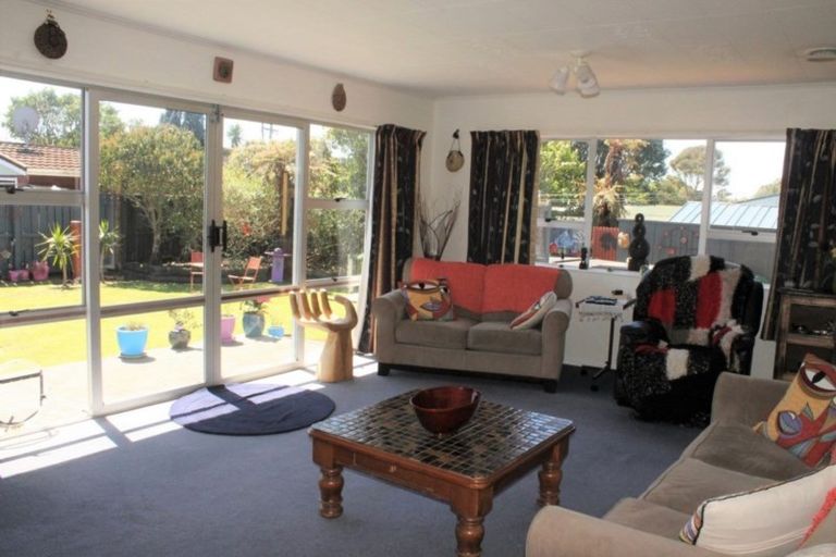 Photo of property in 2 Martin Place, Carters Beach, Westport, 7825