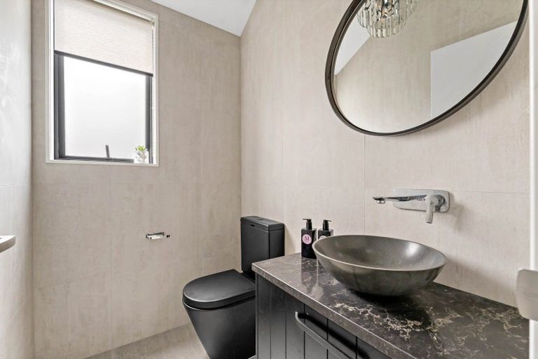 Photo of property in 5/73a The Parade, Bucklands Beach, Auckland, 2012