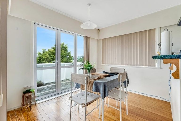 Photo of property in 43 Orams Road, Hillpark, Auckland, 2102
