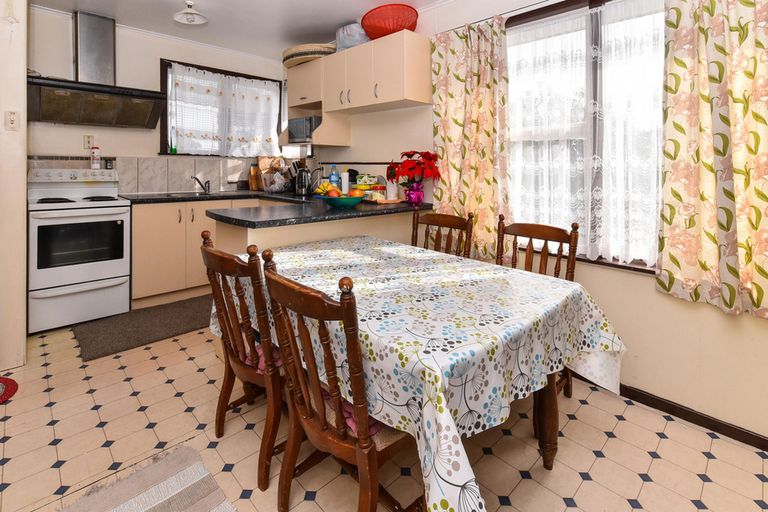 Photo of property in 135 Coxhead Road, Wattle Downs, Auckland, 2103