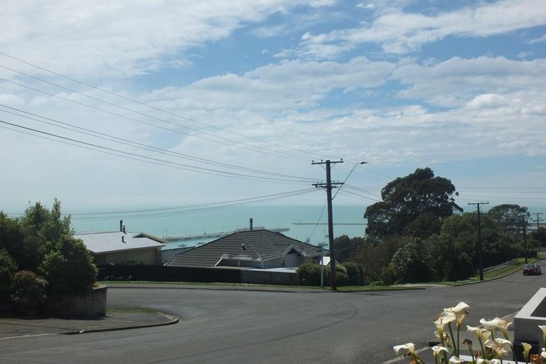 Photo of property in 49 Test Street, South Hill, Oamaru, 9400