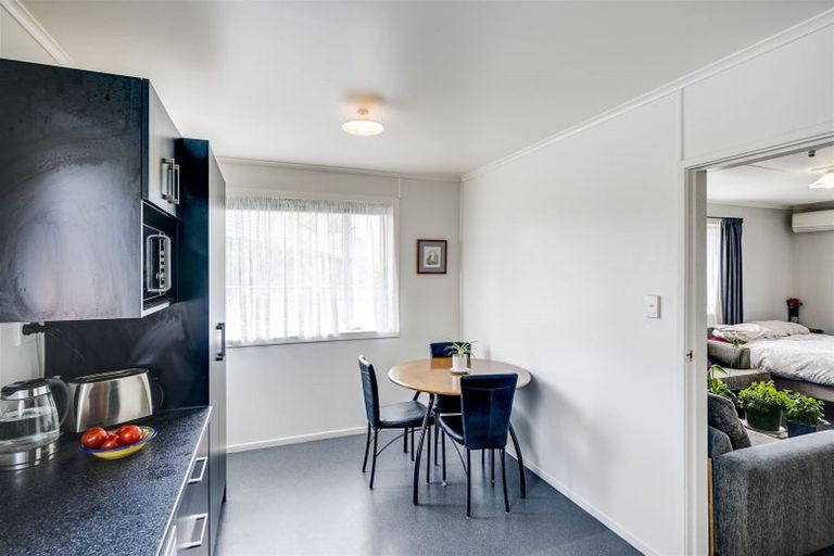 Photo of property in 65 Barker Road, Marewa, Napier, 4110