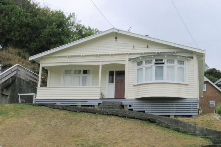 Photo of property in 46 Moffitt Street, Vogeltown, Wellington, 6021