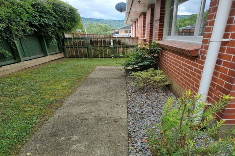 Photo of property in 1090a Fergusson Drive, Clouston Park, Upper Hutt, 5018