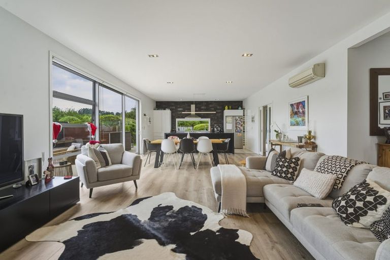 Photo of property in 48 Holyport Close, Fairfield, Dunedin, 9018