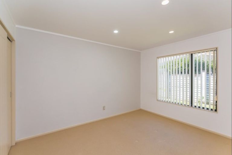 Photo of property in 1 Corfe Castle Lane, Levin, 5510