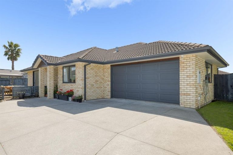Photo of property in 28 Twin Oak Avenue, Papamoa Beach, Papamoa, 3118