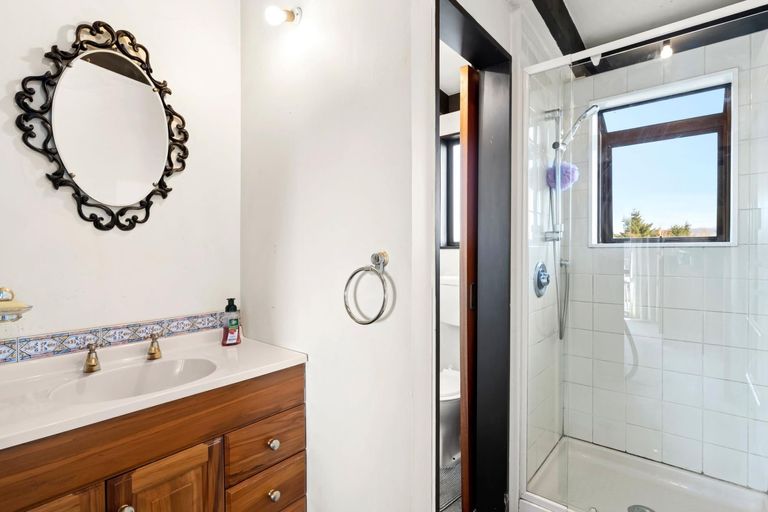 Photo of property in 19 Parry Crescent, Lake Hawea, Wanaka, 9382