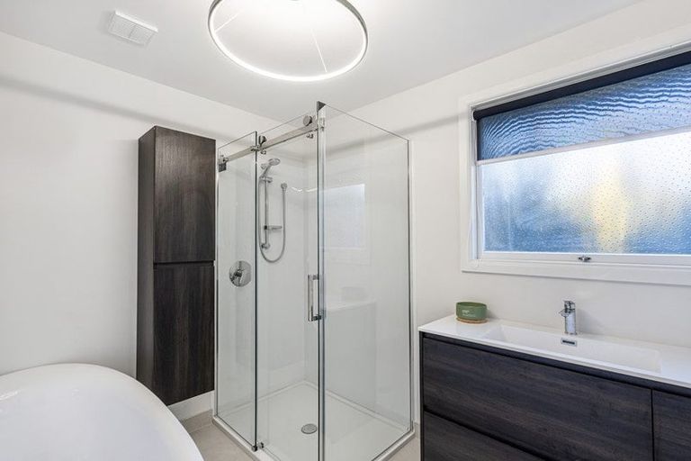 Photo of property in 5 Parkstone Avenue, Ilam, Christchurch, 8041