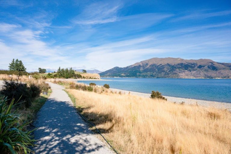 Photo of property in 18 Denniston Road, John Creek, Wanaka, 9382