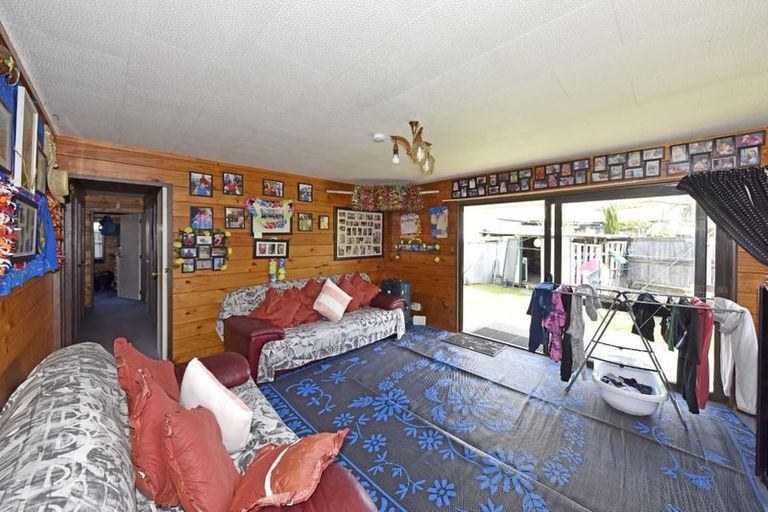 Photo of property in 107 Marshall Street, Woolston, Christchurch, 8023