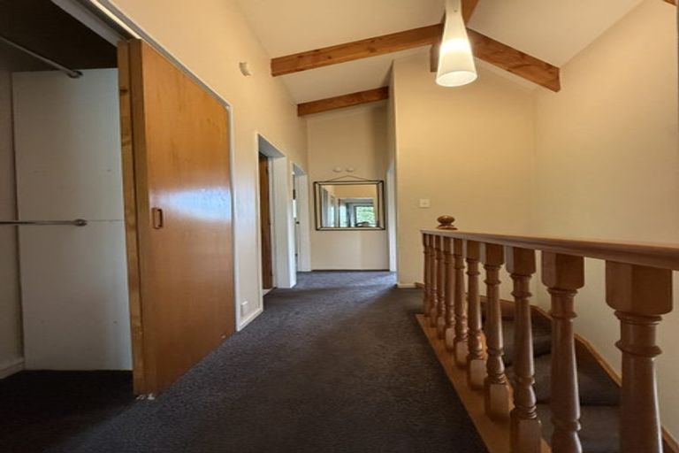 Photo of property in 63 Makara Road, Karori, Wellington, 6012