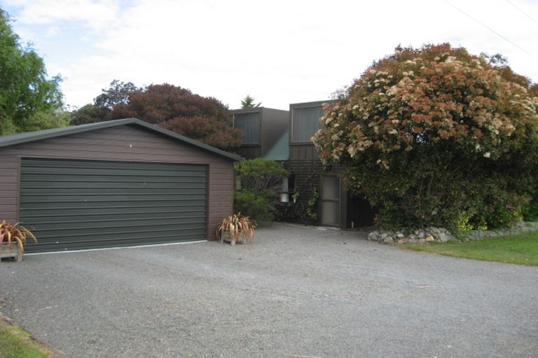 Photo of property in 79 Douglas Road, Amberley, 7410