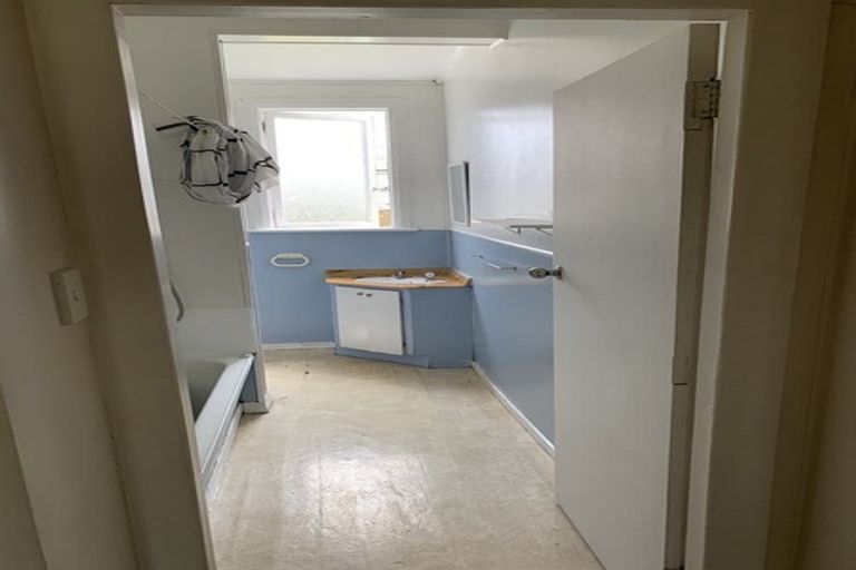 Photo of property in 224 Macandrew Road, Forbury, Dunedin, 9012