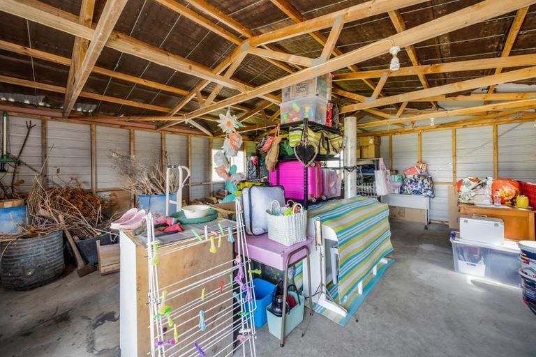 Photo of property in 196 Mokau Road, Urenui, 4377