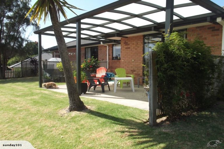 Photo of property in 32 Bateleur Close, Welcome Bay, Tauranga, 3112