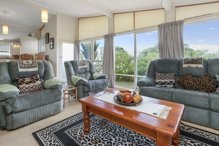 Photo of property in 54 Ambury Road, Mangere Bridge, Auckland, 2022