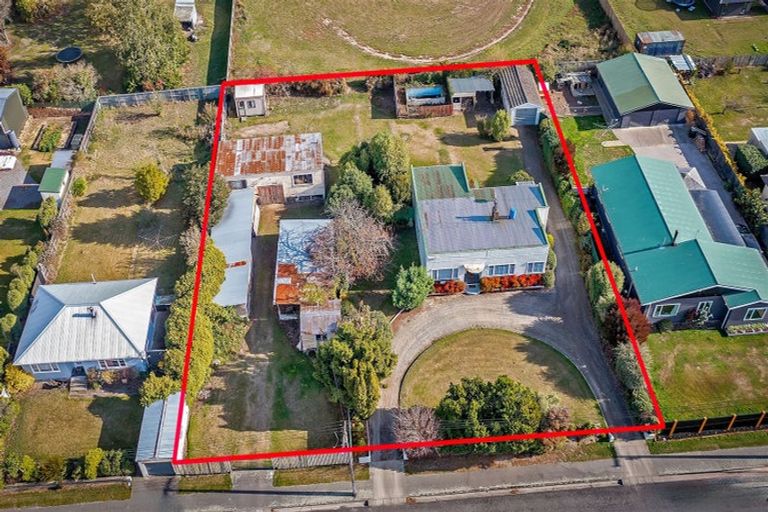 Photo of property in 9 Browns Road, Dunsandel, 7682