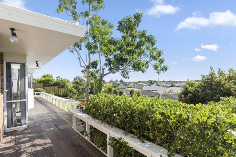 Photo of property in 9a Plateau Heights, Mount Maunganui, 3116