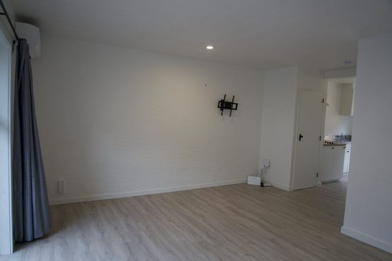 Photo of property in 28b Von Dadelszen Place, Havelock North, 4130