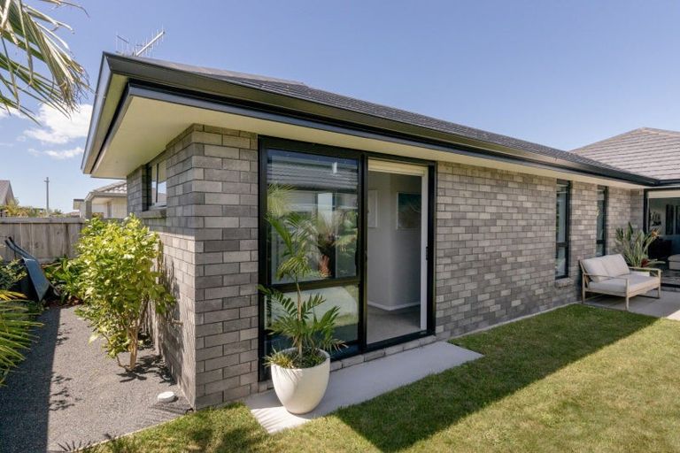 Photo of property in 4 Fontana Street, Papamoa, 3118
