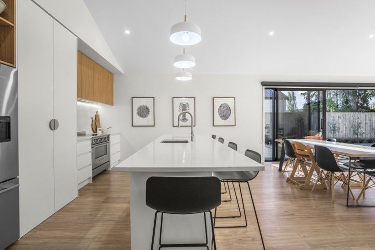 Photo of property in 30 Orchard Road, Greytown, 5712