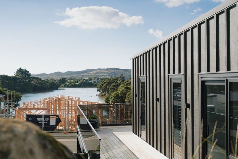 Photo of property in 23 Omahina Street, Raglan, 3225