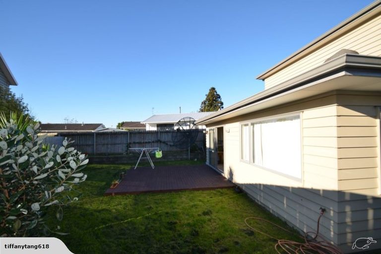 Photo of property in 68 Clover Drive, Henderson, Auckland, 0610