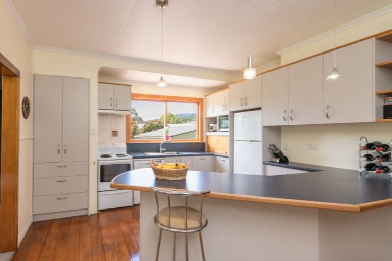 Photo of property in 106 Queen Street, Richmond, 7020