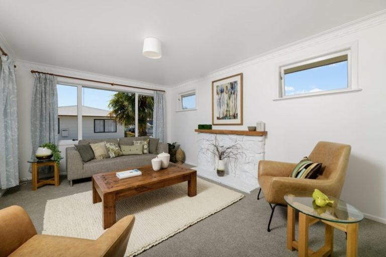 Photo of property in 20 Queen Road, Bellevue, Tauranga, 3110