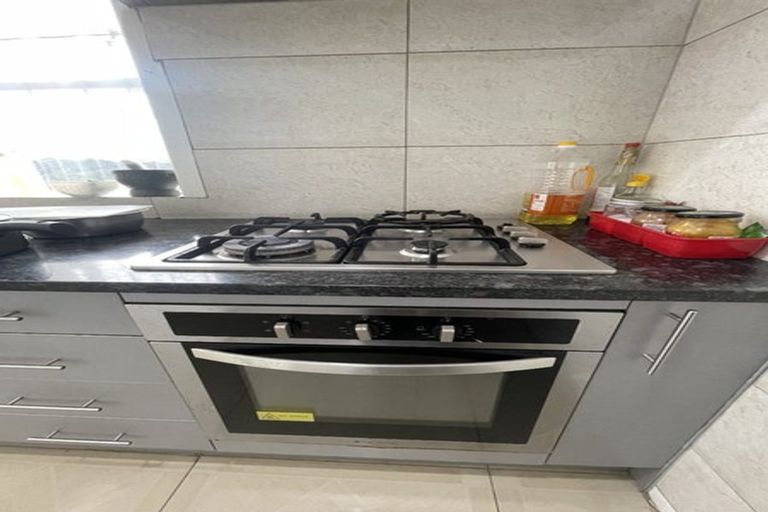 Photo of property in 20a Ashgrove Road, Mangere, Auckland, 2022