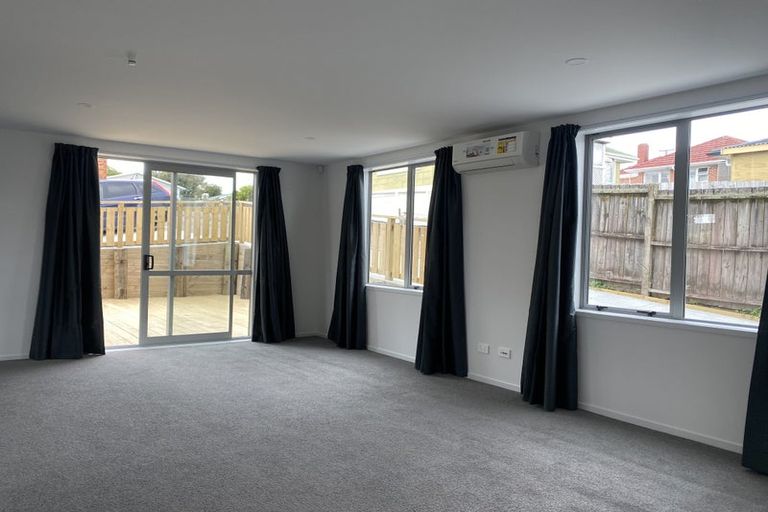 Photo of property in 28a Koromiko Street, New Lynn, Auckland, 0600