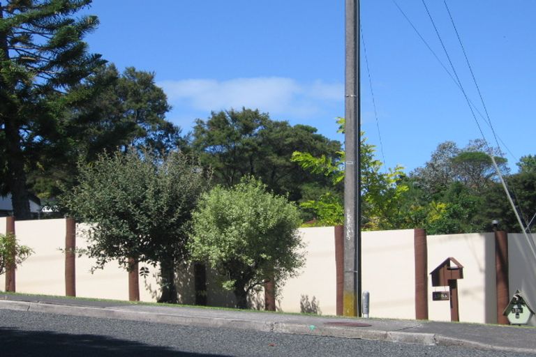 Photo of property in 1/198 Manuka Road, Bayview, Auckland, 0629