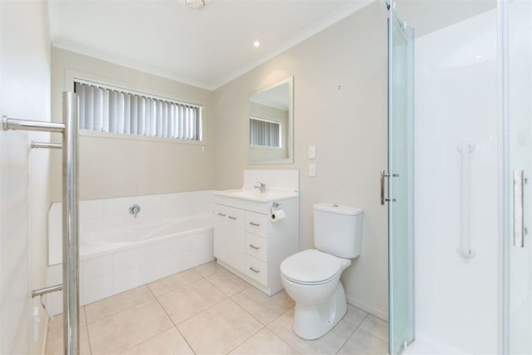 Photo of property in 85 Rosalie Terrace, Kelvin Grove, Palmerston North, 4414
