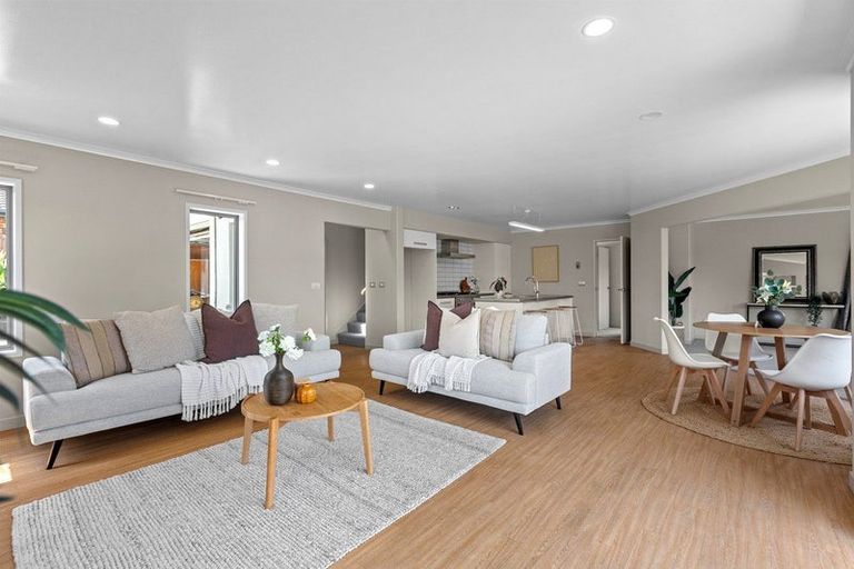 Photo of property in 13 Olive Close, Omokoroa, 3114