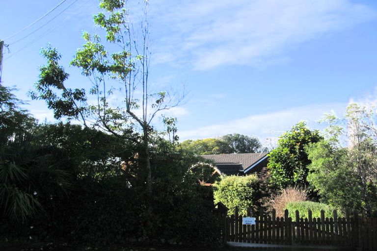 Photo of property in 15a Kent Road, Regent, Whangarei, 0112