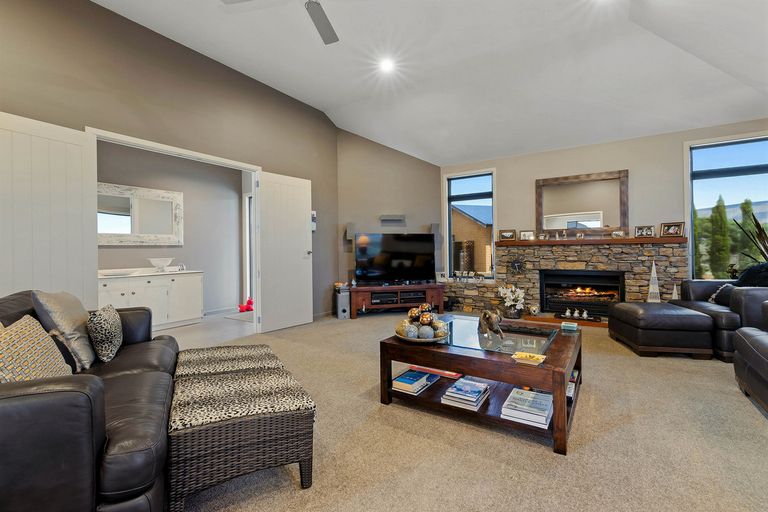 Photo of property in 16 Walnut Grove, Alexandra, 9320