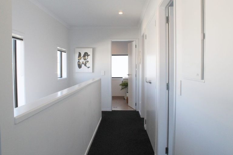 Photo of property in 20 Frank Gill Road, Hobsonville, Auckland, 0616