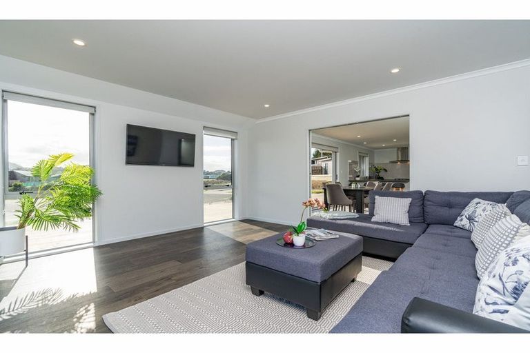 Photo of property in 26 Northcoast Place, Mangawhai Heads, Mangawhai, 0505
