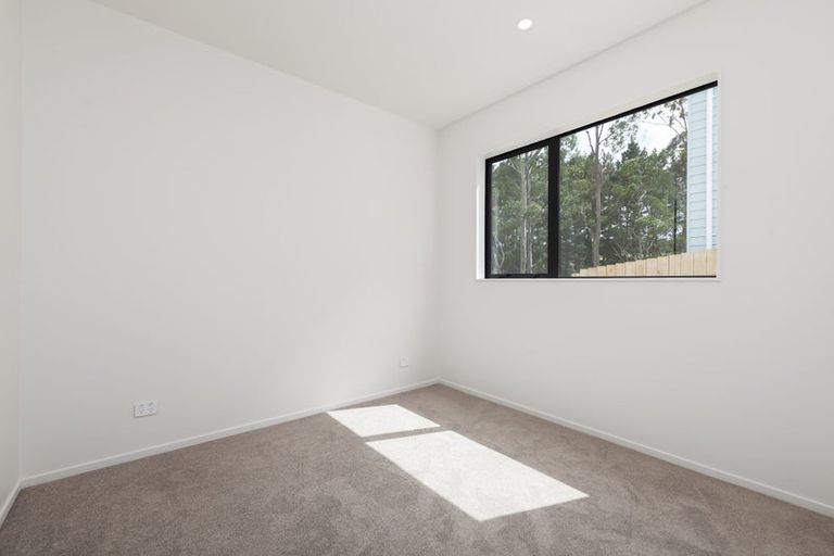 Photo of property in 11a Endurance Rise, Orewa, 0931