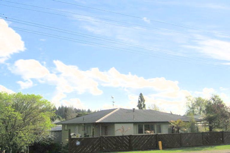 Photo of property in 41 Iles Road, Lynmore, Rotorua, 3010