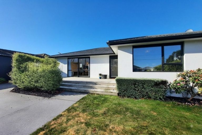 Photo of property in 1/23 Dunedin Street, Redwood, Christchurch, 8051